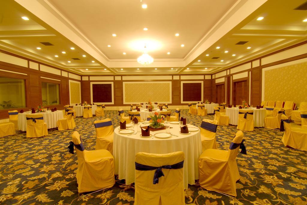 Chanakya Bnr Hotel Ráncsí Kültér fotó