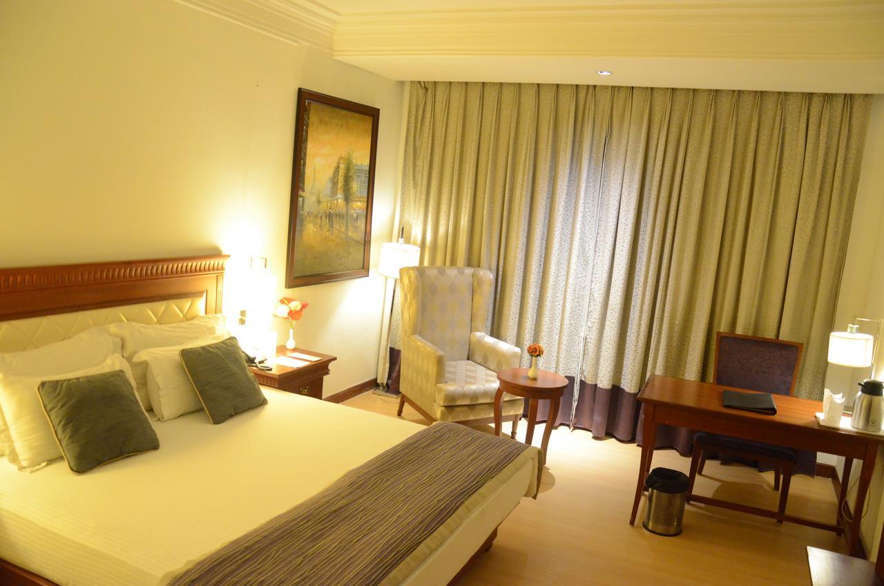 Chanakya Bnr Hotel Ráncsí Kültér fotó