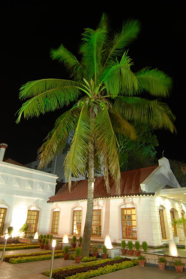Chanakya Bnr Hotel Ráncsí Kültér fotó
